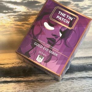 The Tin Patch Gold Eye Mask 20 pair.
